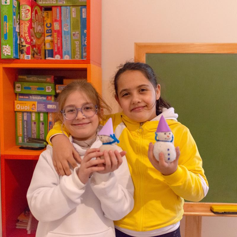 Jeunes filles au foyer des Soeurs du Bon Pasteur, au Liban @Apprentis d’Auteuil